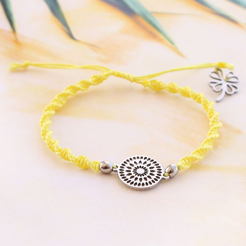 It&rsquo;s all about summer: stainless steel anklets and bracelets
