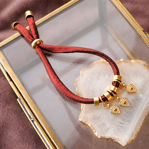 New ideas! Create a bracelet collection with elastic Ibiza ribbon