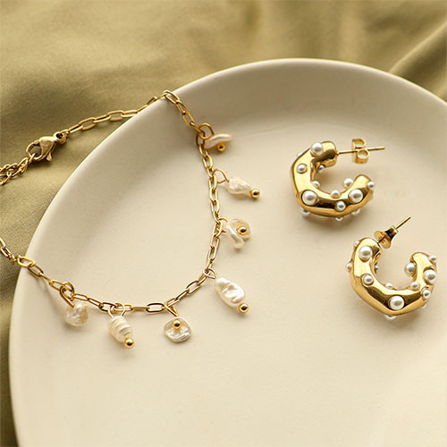 Here's how to combine these stainless steel bracelets and earrings