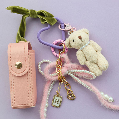 How to style keychains