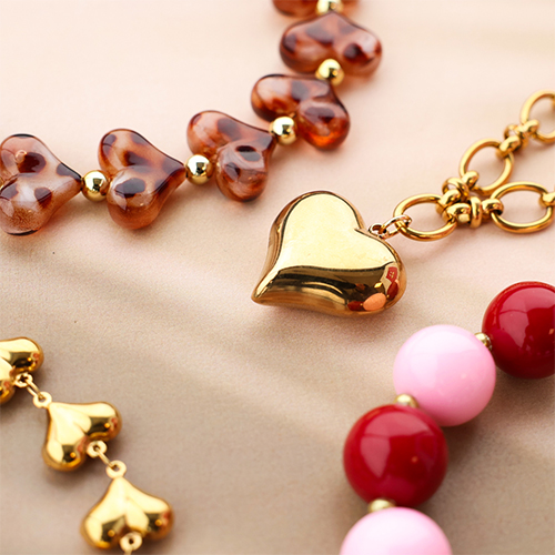 Design a loving Valentine&rsquo;s collection
