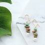 Amazing earrings, bracelets and necklaces of chips stone beads