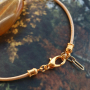 Make stylish jewellery with the semi-precious stones