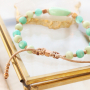 Watch here how to make beautiful necklaces with Polaris Elements beads: 