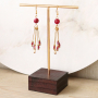 These jewellery and accessories can be made with shell beads: