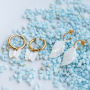 Design summery jewellery with the new collection of shell pendants