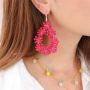 How to use faceted flowers and berries in your collection
