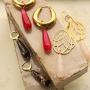 How to create trendy earrings with natural stone drop beads