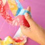 This is how you make jewellery with bandanas