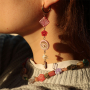 Colourful designs with Czech glass beads