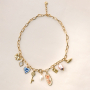 Creating classic jewellery with charms with dried flowers
