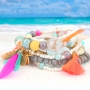 Combine a variety of articles for a joyfull summerlook!